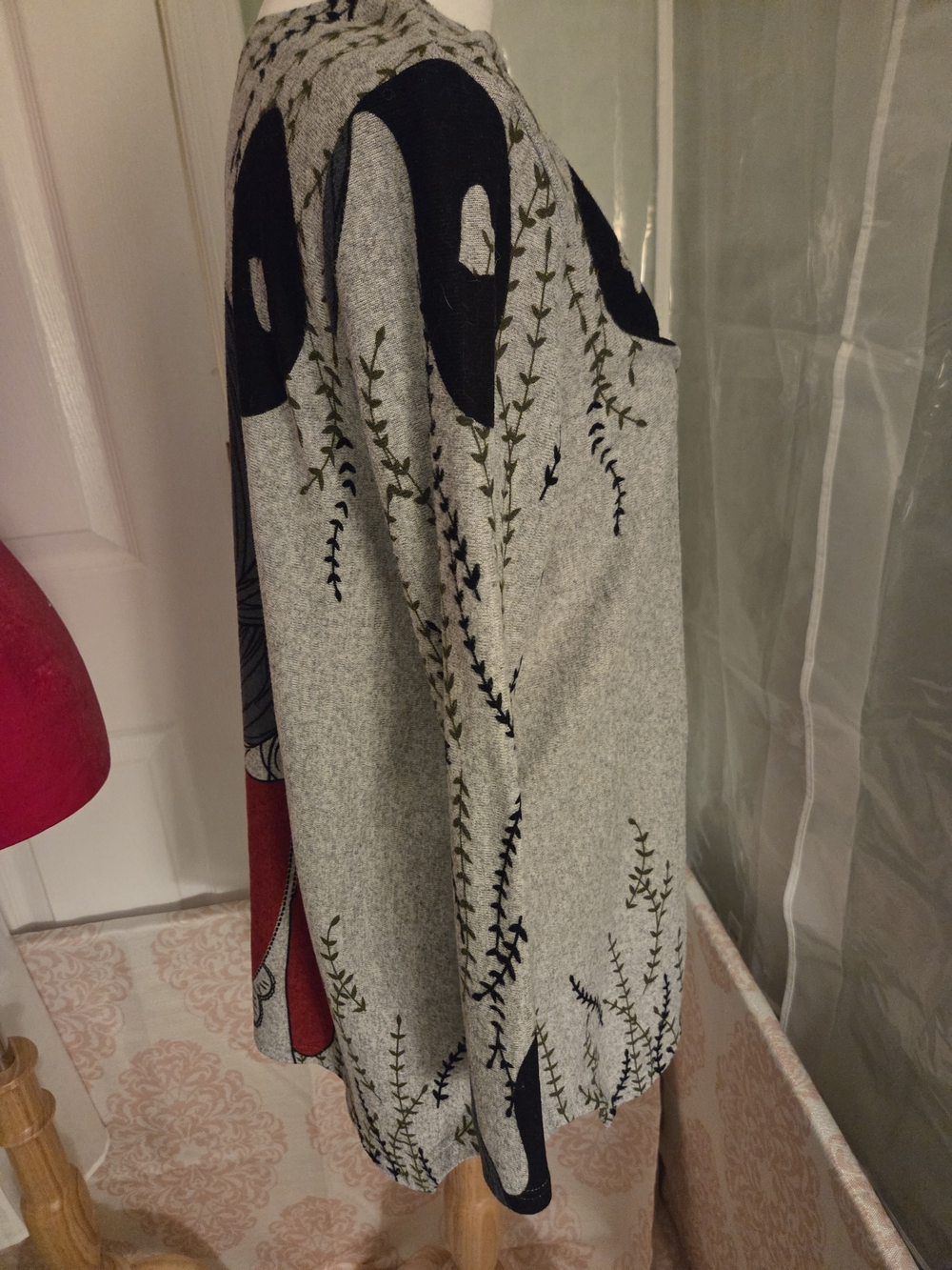 Seusyu Cartoon Game "Character" Shirt - Sweater - Dress - Top Asymmetrical Side - Picture 10 of 15